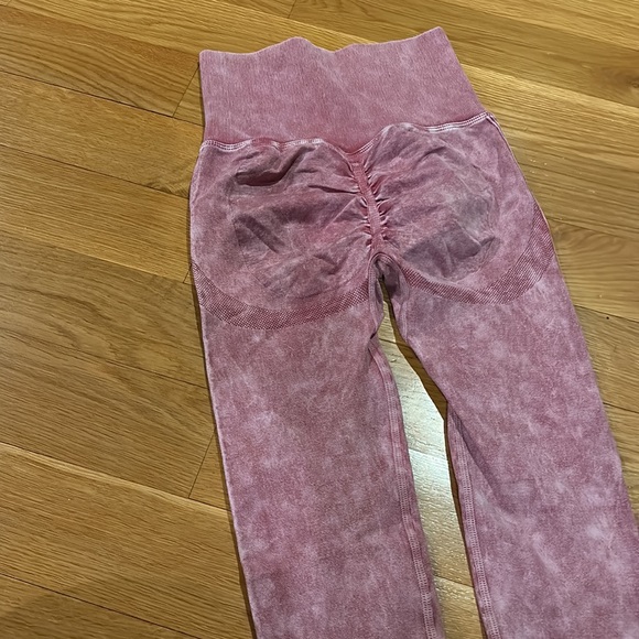 Sugar Popped Women's Sz S Berry Pink Cropped Top & Legging Extreme Lift Set - Picture 10 of 16